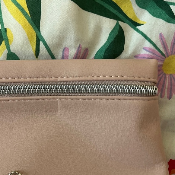 NWOT Dior Blush Pink Faux Leather Makeup Bag Cosmetic Case W Embroidered Beading - Picture 6 of 9